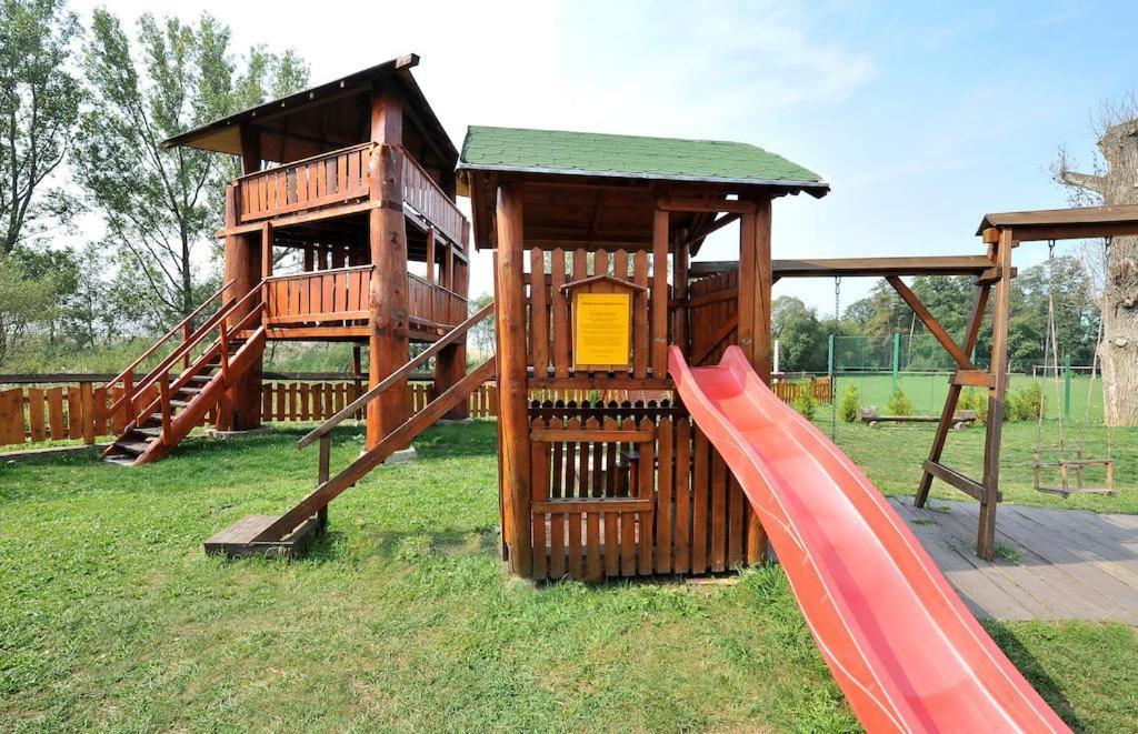 Chalupka Bratov V Resorte Aplend Veľký Slavkov Extérieur photo